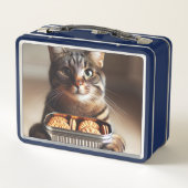 Tabby kat presenteert een blik koekjes (Achterkant)