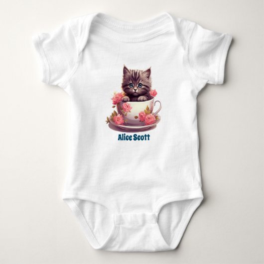 Tabby Kitten in een theekopje met roze rozen kunst Romper (Voorkant)