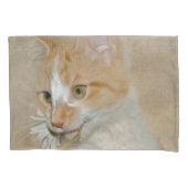 Tabby kitten met een witte daisy kussensloop (Voorkant-Links)