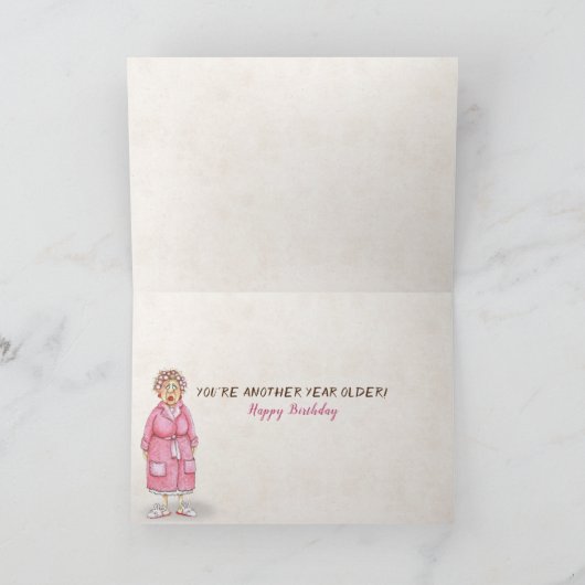 Tabby kitten verjaardagshumor kaart (Binnen)