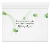 Tabby Kittens in Grass voor Denking (Binenzijde Horizontaal (Onderkant))