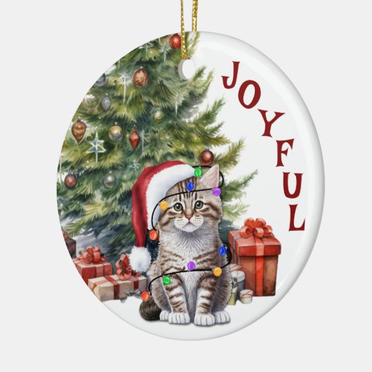 Tabby Kitty kat in kerstverlichting voor kleinkind Keramisch Ornament (Links)