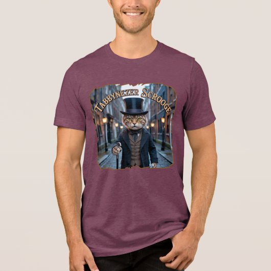 Tabbynezer Scrooge Photographic – Tabby Scrooge Tri-Blend Shirt (Voorkant)