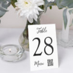 Tabelnummer QR-codenummer Weddenschap Kaart<br><div class="desc">Elegant tafelkaarten in zwart-wit met een schoon en minimaal ontwerp en een QR-code om online toegang te krijgen tot het trouwmenu.</div>