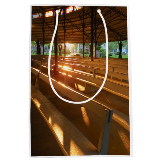 Tabernacle Solstice - Martha's wijngaard Medium Cadeauzakje (Voorkant)