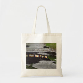 Tabernakelvensterreflectie - Martha's wijntuin Tote Bag