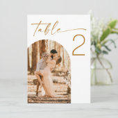 Table Number with Two Arch Photos. Elegant Wedding Feestdagenkaart (Staand voorkant)