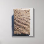 Tablet met veertien regels wiskundige tekst canvas afdruk<br><div class="desc">Mesopotamian's tablet met veertien regels van een wiskundige tekst in een vorm van een cuneiform schrift en een geometrisch ontwerp in het Iraakse Museum in Bagdad.</div>