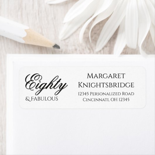 Tachtig & Fabulous Script Wit Zwart Verjaardag Etiket (Insitu)