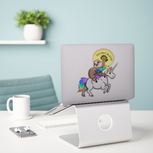 Taco Bout Majestic Sloth Riding Unicorn Sticker (Laptop op bureau)