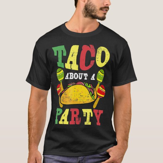 Taco Over Een Feestontwerp Taco cadeau Fiesta (2) T-shirt (Voorkant)