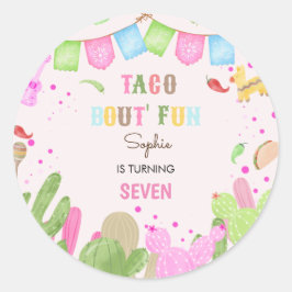 Taco over leuke fiesta mexicaanse meisje verjaarda ronde sticker