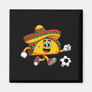 Taco speelt voetbal Mexicaans cinco de mayo sombre Magneet