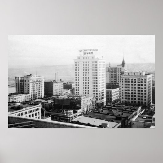 Tacoma, WA Skyline Uitzicht van Winthrop Hotel Poster (Voorkant)