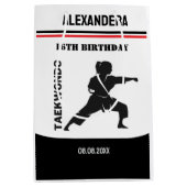 Taekwondo Speler, Verjaardagscadeau, Team Karate Medium Cadeauzakje (Voorkant)