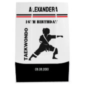 Taekwondo Speler, Verjaardagscadeau, Team Karate Medium Cadeauzakje (Achterkant)