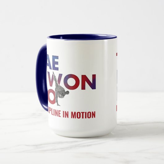 Taekwondo Typography Design High Kick Silhouette Mok (Voorkant links)