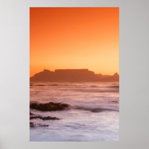Tafelberg bij zonsondergang, Bloubergstrand Poster