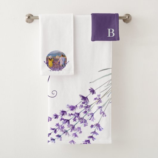Tafelhanddoeken Set met Monogram en Lavendel Bad Handdoek (Insitu)