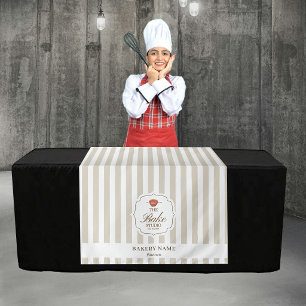 Tafelloper met beige strepen logo pop-up winkel ve wandkleed