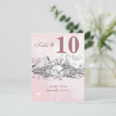 Tafelnummer met vintage roze vogels en muziekrol v (Staand voorkant)