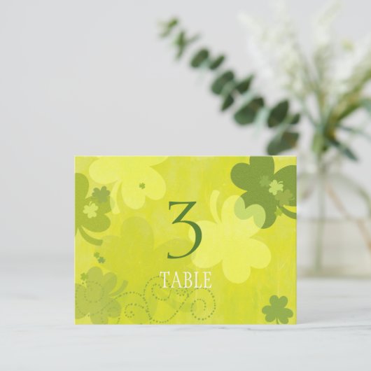 Tafelnummers Kaart speelse Ierse Shamrocks Wedding (Staand voorkant)