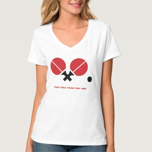 Tafeltennis pingpongrackets en kogelzwart, rood t-shirt (Voorkant)