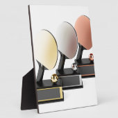 Tafeltennistrofeeën op witte achtergrond fotoplaat (Zijkant)