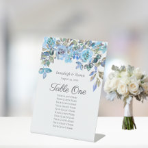 Tafelzitkaart die valt in Love Blue Florals