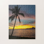 Tahiti Sunset Tropical Palm Tree Travel Foto Legpuzzel<br><div class="desc">Foto van een Tahitian sunset jigzaapuzzle. Uren entertainment!</div>
