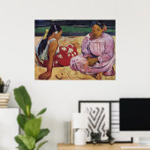 Tahitian Women on Beach door Gauguin Poster (Thuiskantoor)