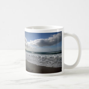 Tairua Surf Lone surfer 2010 juli Koffiemok