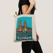 Taiwan | Draak- en tijgerpagodes Tote Bag (Dichtbij)