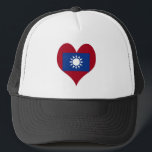 Taiwanese vlag trucker pet<br><div class="desc">Taiwanese vlag De Taiwanese vlag van Taiwan werd officieel goedgekeurd op 28 oktober 1928. De witte zon op het blauwe veld was de vlag van de Kuomingtang-partij,  en de stralen vertegenwoordigen twee uur per dag. Het rode veld staat voor de Han-Chinese race. #Taiwanese #taiwan #republic #flag</div>