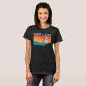 Take A Hike Havanese Graphic Hiking T-shirt (Voorkant volledig)