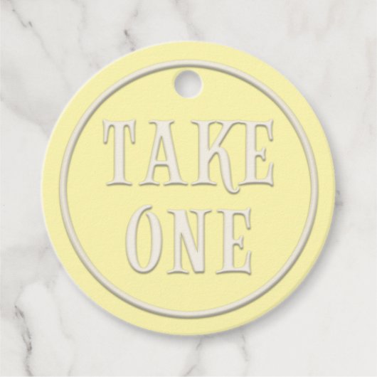 "Take On" Wonderland Tea Party Yellow Custom Bedankjes Labels (Voorkant)