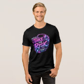 "Take The Risk" T-shirt – a style of boldness and  (Voorkant volledig)