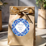 Talavera Azulejo blauw tegel bruiloft gunst Ronde Sticker<br><div class="desc">Talavera Azulejo Mediterraans blauw en witte tegels bruiloft gedrukt dank u stickers sjabloon gepersonaliseerde gunst stickers bruid en bruidegom naam gunst stickers</div>