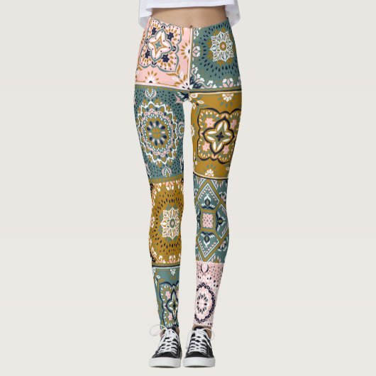 Talavera: Patchwork, een etnisch mozaïek. Leggings (Voorkant)