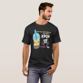 talk about kpop and sip bubble tea Kpop merch T-shirt (Voorkant volledig)