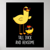 Tall Duck en Hensome Funny Animal Pun Dark BG Poster (Voorkant)