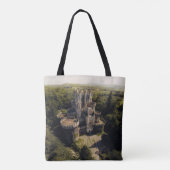 Tall Grey Stone Castle in Green Overgrown Bossen Tote Bag (Achterkant)