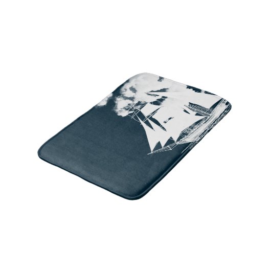 Tall Ship & Clouds Nautical Badmat (Gekanteld)