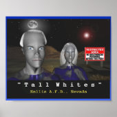 Tall white aliens poster (Voorkant)