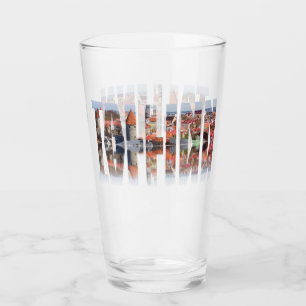 Tallinn-tekst samengesteld uit de oude stad glas