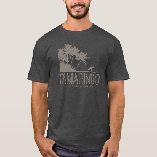 Tamarindo Costa Rica Surfer op de strand T-shirt (Voorkant)