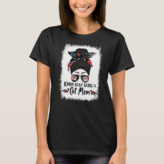 Tamelijk Bezig Met Het Zijn Van Een Kattenmoeder R T-shirt (Voorkant)