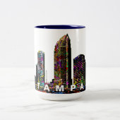 Tampa, Florida in graffiti Tweekleurige Koffiemok (Center)