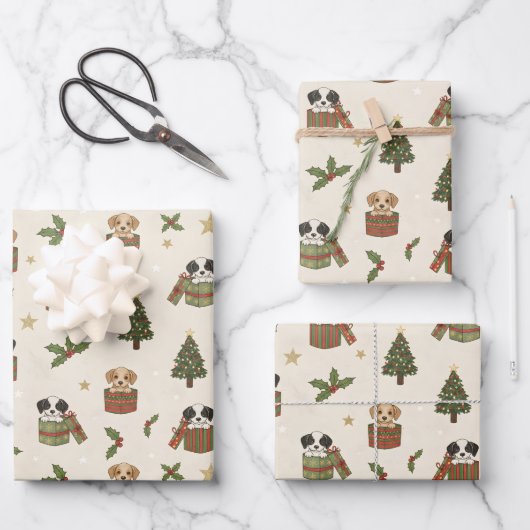 Tan and Black & White Puppies Christmas Pattern Inpakpapier Vel (Voorkant)