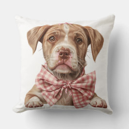 TAN AND WHITE PUT BULL PUPPY HOND MET ROZE BOOG KUSSEN